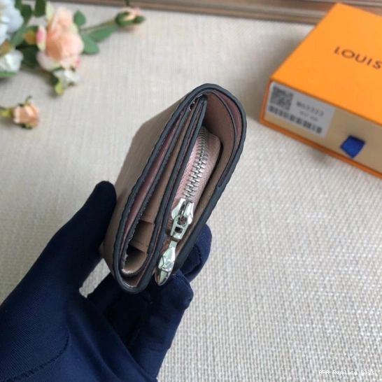 Aaa replica ru TWIST WALLET LOUIS VUITTON 0813